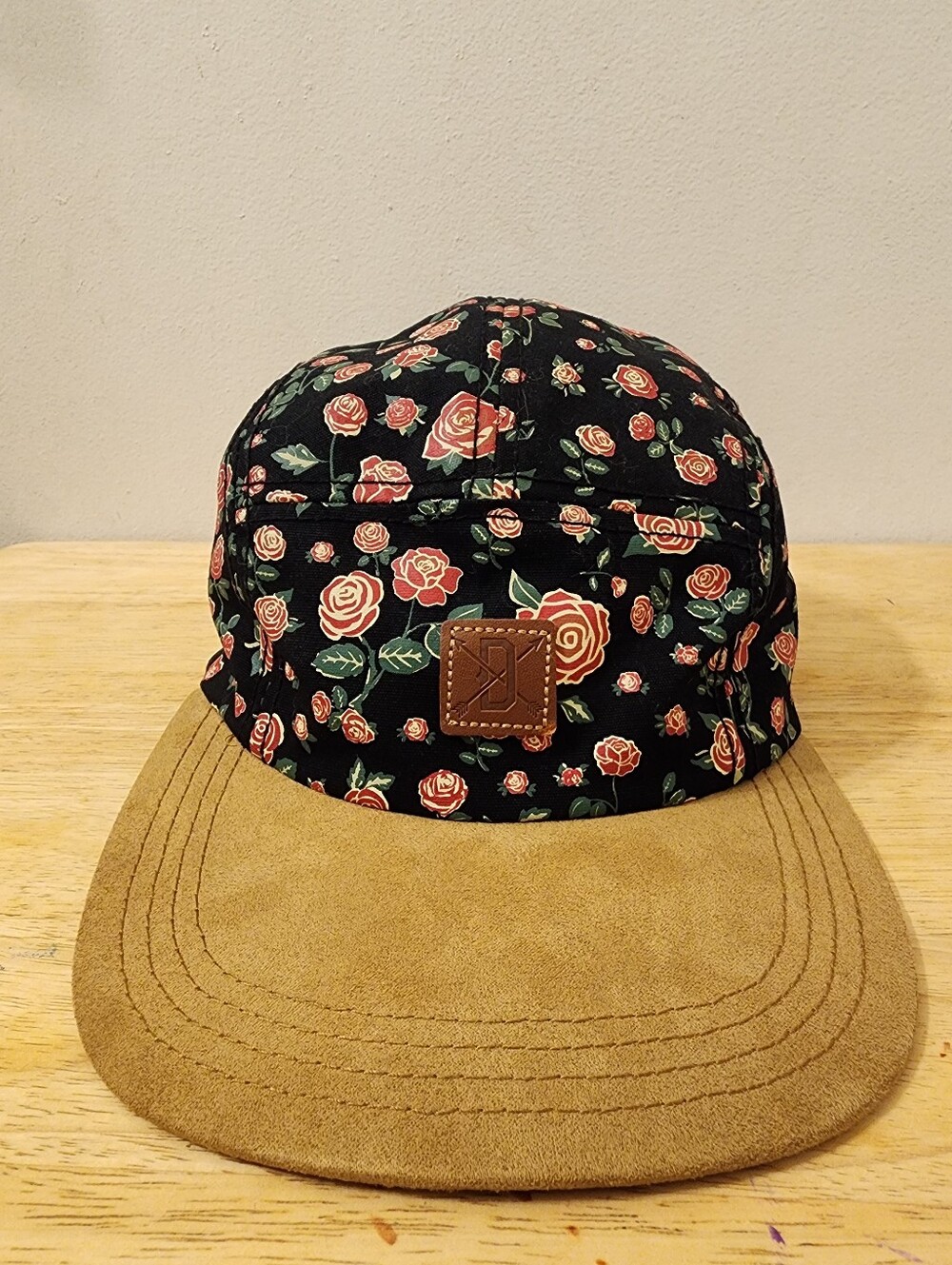 Dravus Men's Floral Black and Tan 5-panel Clipback Cap with Rose Print